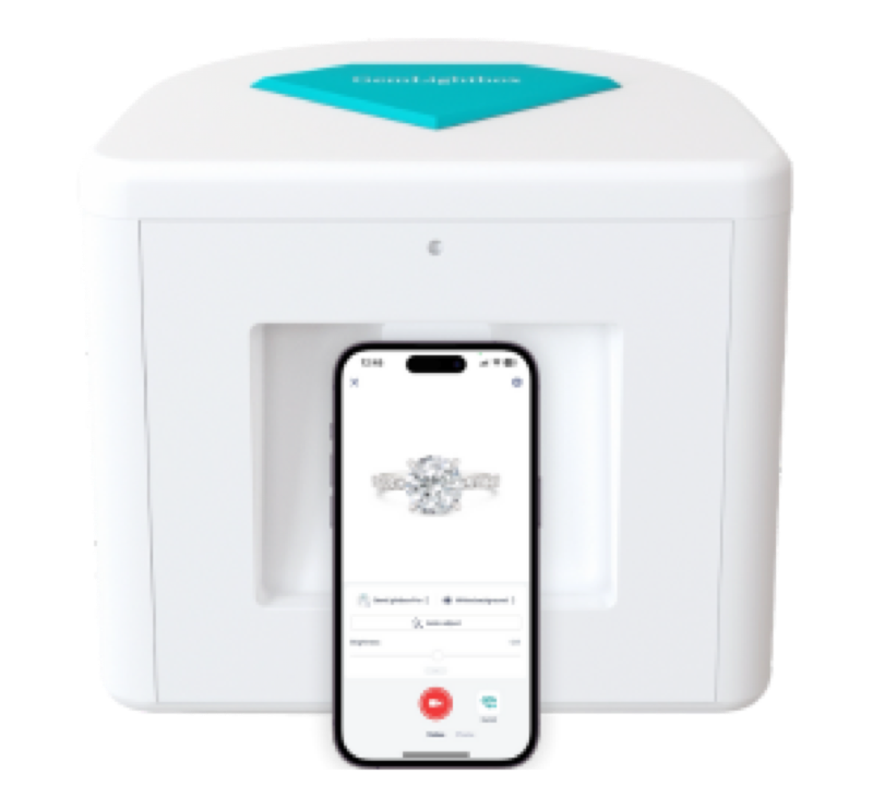GemLightbox Pro — studio-grade jewelry photography device